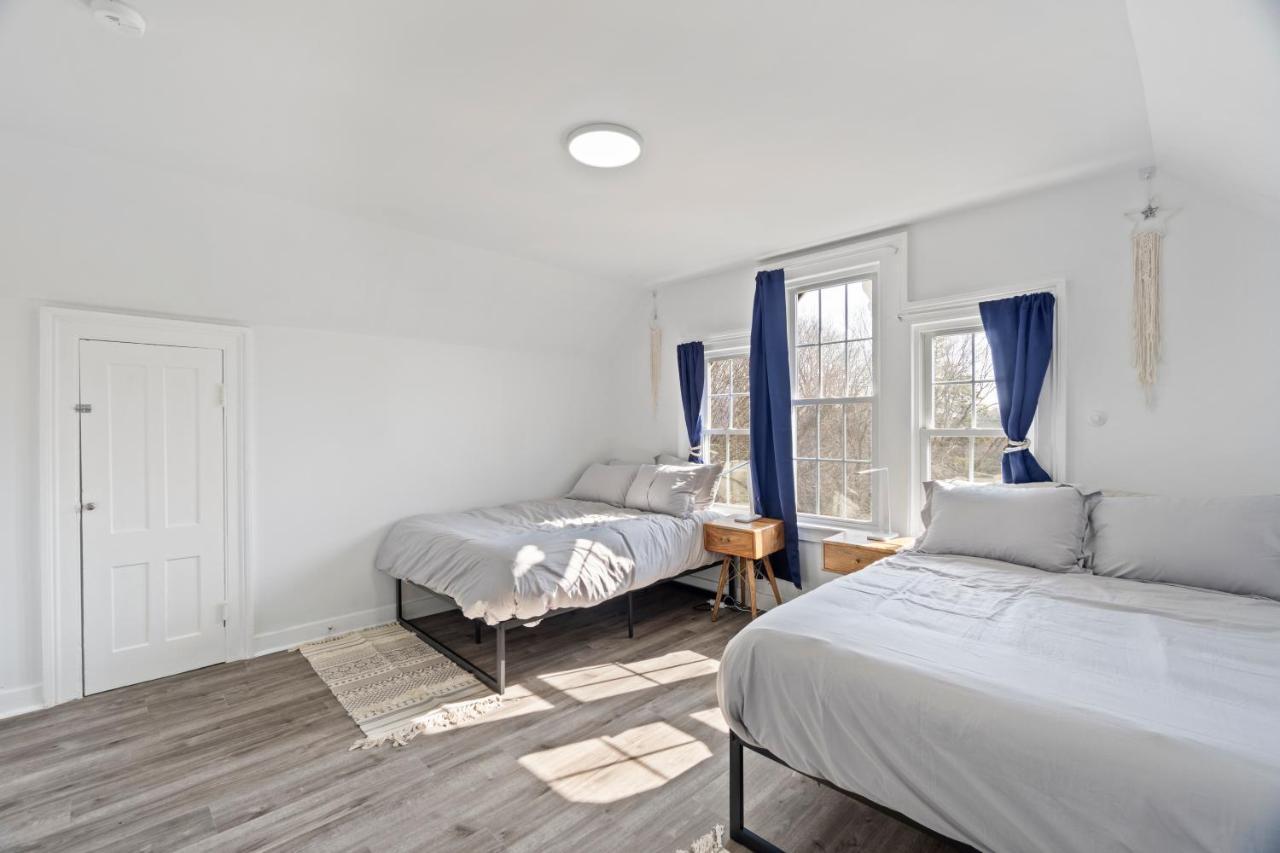 Cozy Gem In The Heart Of East Rock With Free Parking Near Yale And Dt Appartement New Haven Buitenkant foto