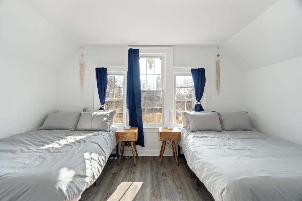 Cozy Gem In The Heart Of East Rock With Free Parking Near Yale And Dt Appartement New Haven Buitenkant foto