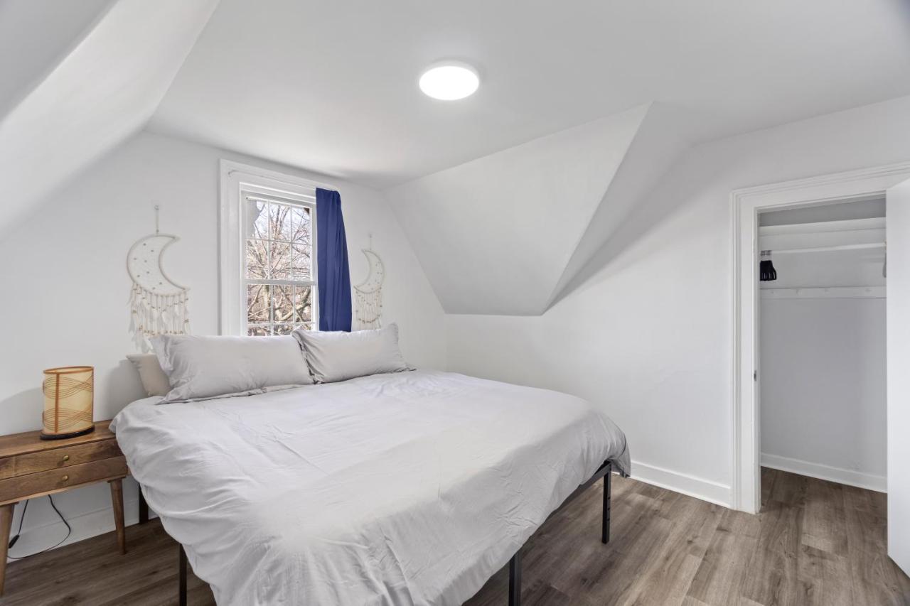 Cozy Gem In The Heart Of East Rock With Free Parking Near Yale And Dt Appartement New Haven Buitenkant foto